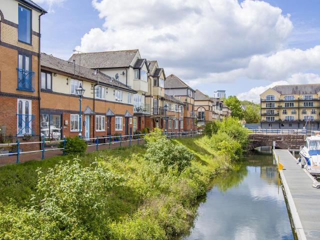 House for sale in Penarth Marina, Penarth