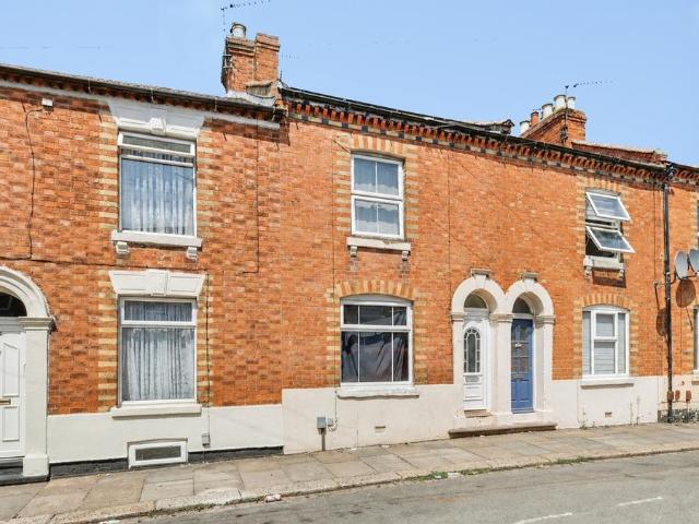 House for sale in Semilong, Northampton