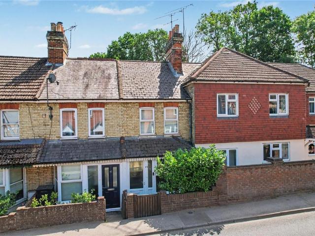 House for sale in Wrecclesham, Fole
