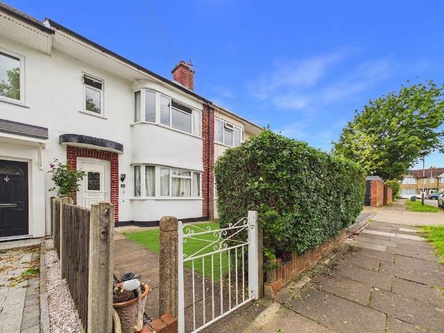 House for sale in Greater London