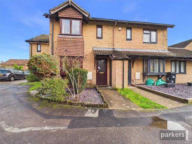 House for sale in Finchampstead