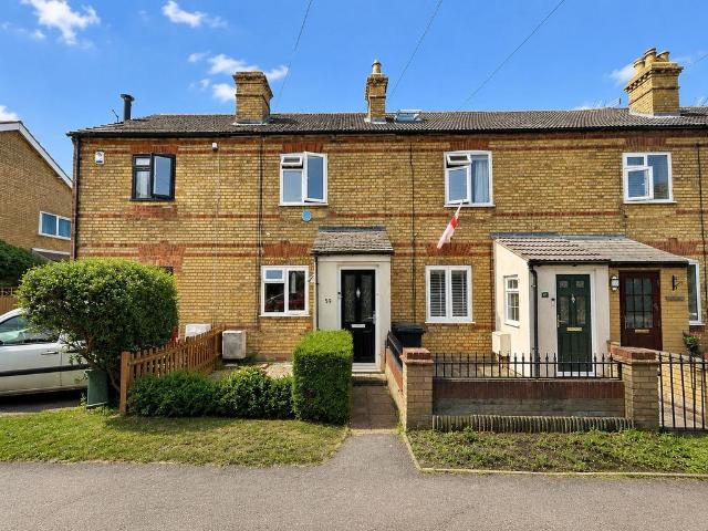 House for sale in Henlow, Bedfordshire
