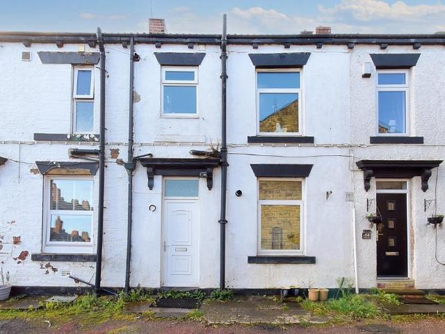 House for sale in Gildersome, West Yorkshire