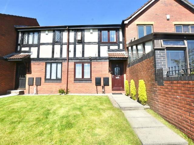 House for sale in Four Lane Ends, Blackburn