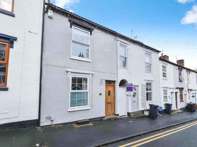 House for sale in Stourbridge, West Midlands