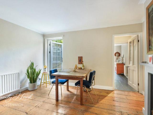 House for sale in Greenwich Town Centre, Greater London