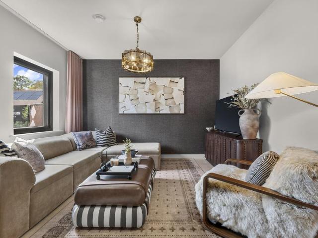 House for sale in Borehamwood, Hertsmere