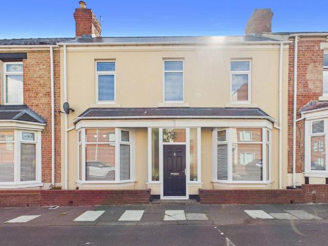 House for sale in Westoe, South Shields