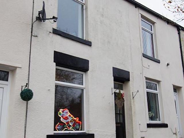 House for sale in Micklehurst, Tameside