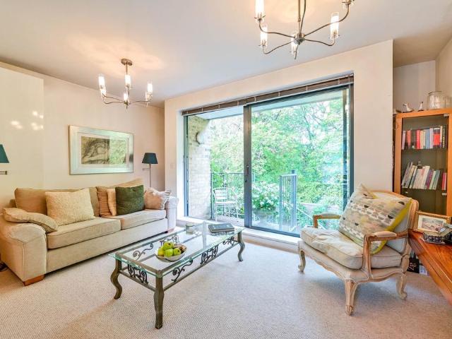 House for sale in London Borough of Wandsworth, Greater London