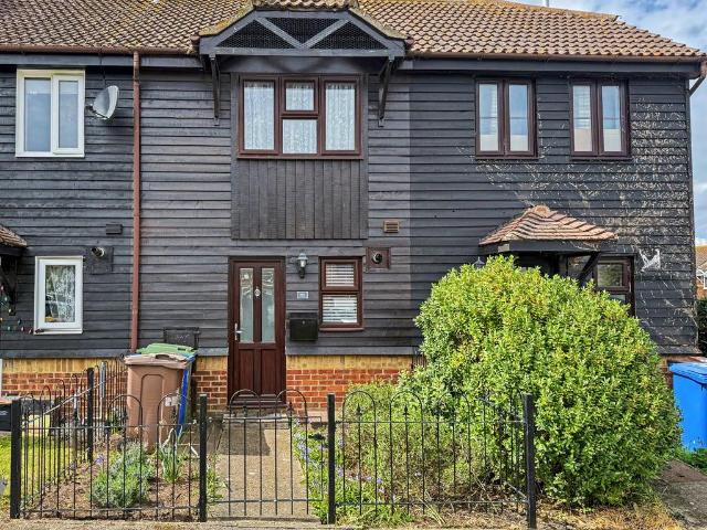 House for sale in Oad Street, Kent