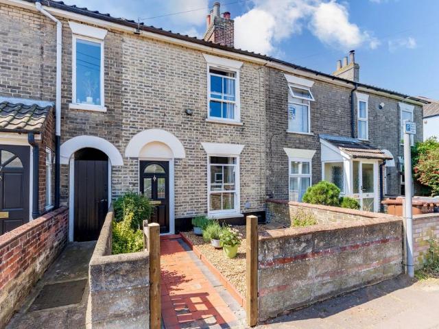 House for sale in Heigham Grove, East Bank