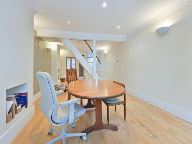 House for sale in Watford Heath, Watford