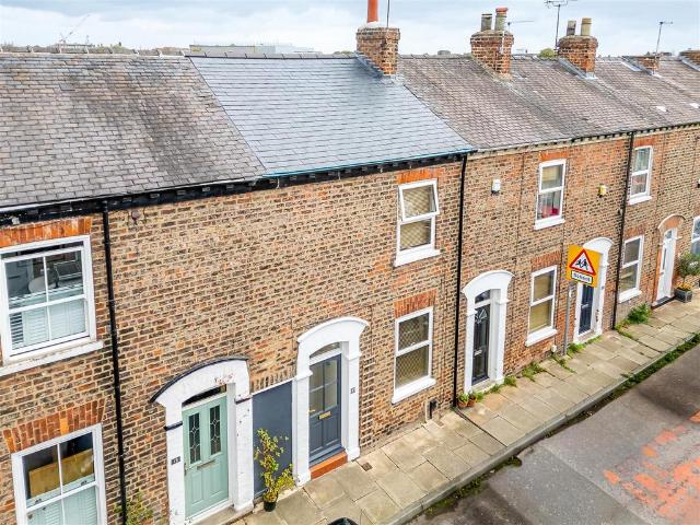 House for sale in Holgate, York