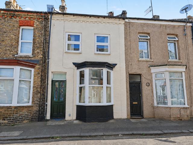 House for sale in Chilton, Acol