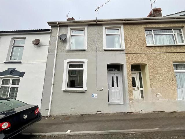 House for sale in Llanelli, Wales