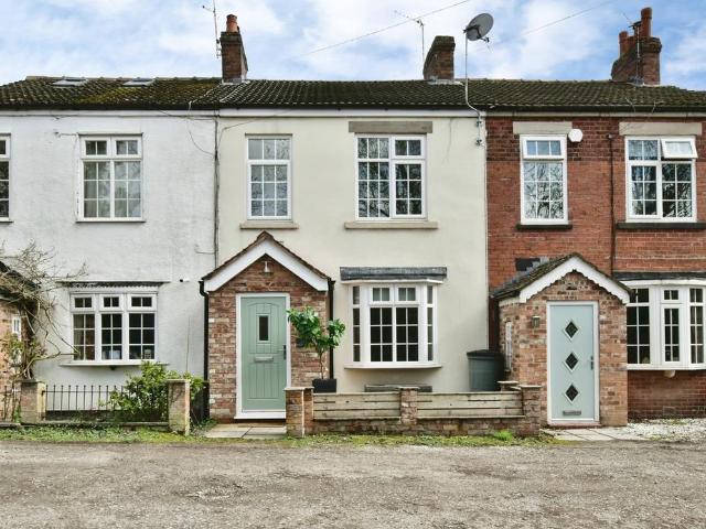 House for sale in Cheadle Hulme, Greater Manchester