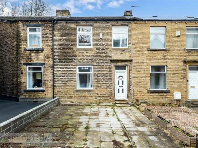 House for sale in Huddersfield, West Yorkshire