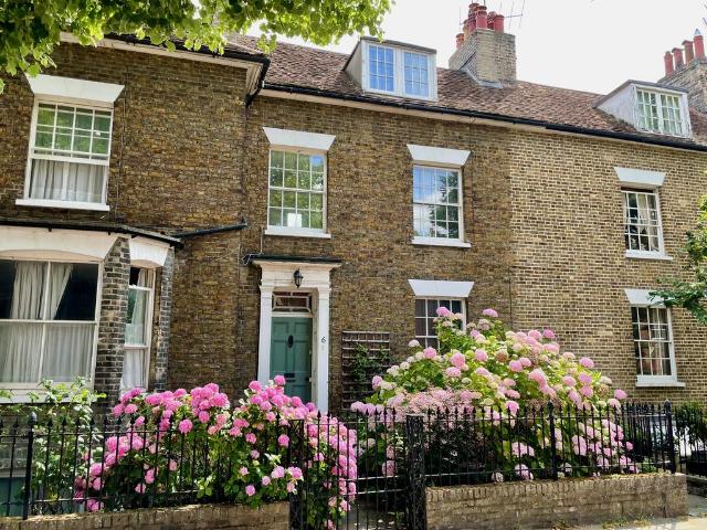 House for sale in Fordham Heath, Essex