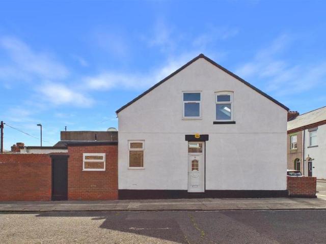 House for sale in Monkwearmouth, Sunderland