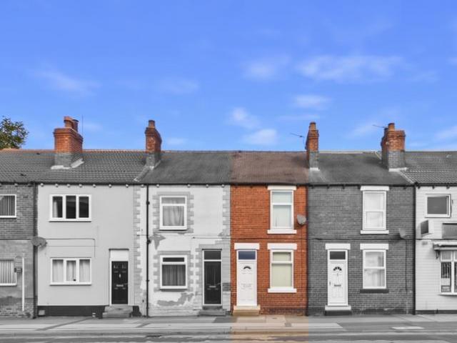 House for sale in Purston Jaglin, West Yorkshire