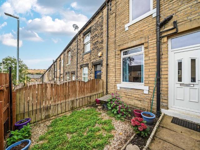 House for sale in Friendly, Sowerby Bridge