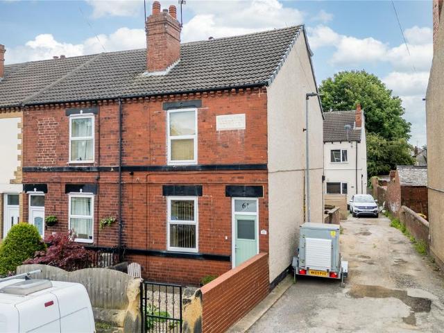 House for sale in Ackworth Moor Top, West Yorkshire