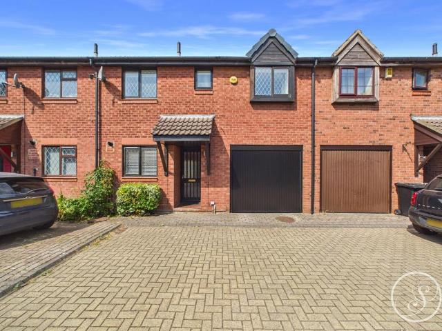 House for sale in Whitkirk, Colton