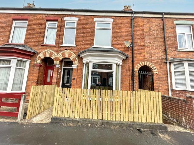 House for sale in The Dukeries, Hull