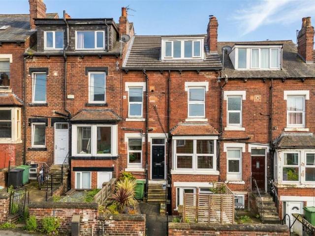House for sale in Kirkstall, West Yorkshire