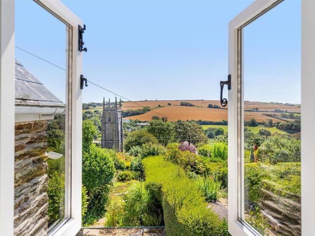 House for sale in Strode, Devon