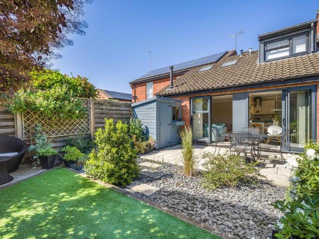 House for sale in Ewens Farm, Golden Valley