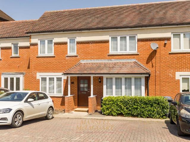 House for sale in Perryfields, West Sussex