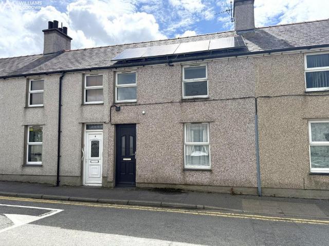 House for sale in Gwalchmai, Wales