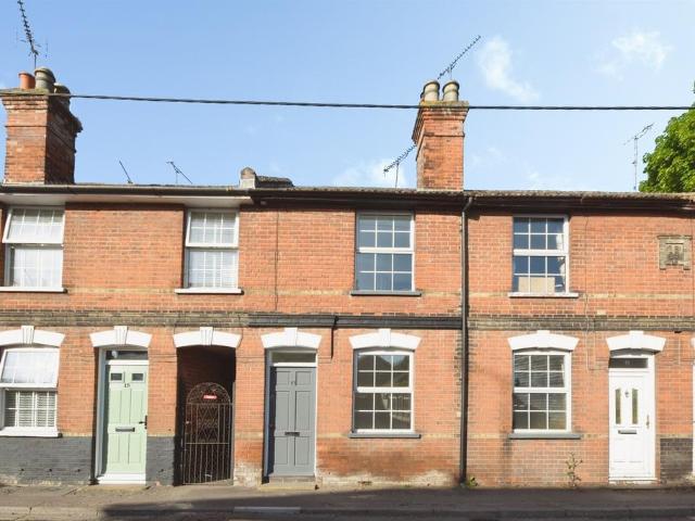 House for sale in Chipping Hill, Essex