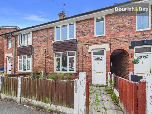 House for sale in Stone, Baswich
