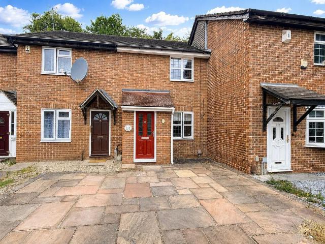House for sale in Badgers Dene, Grays