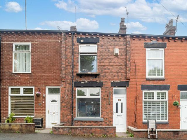 House for sale in Lee Bank, Greater Manchester