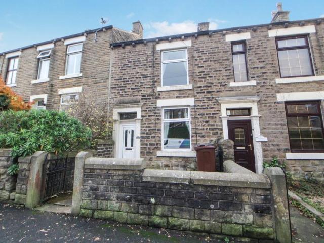 House for sale in Charlesworth, East Midlands