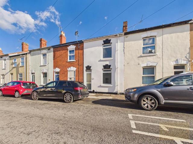 House for sale in Barton, Gloucester