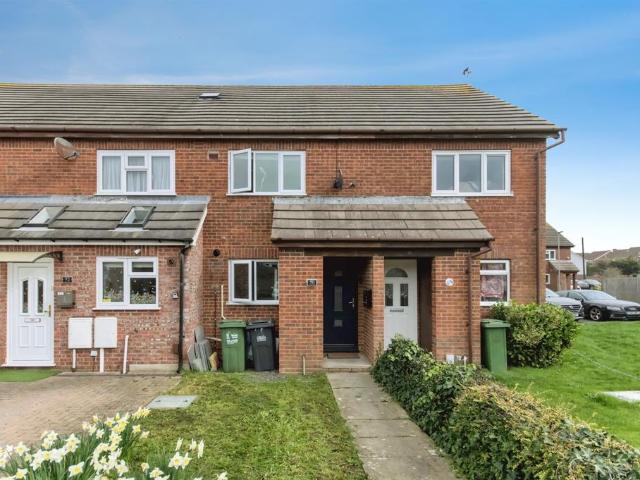 House for sale in Friday Street, Eastbourne