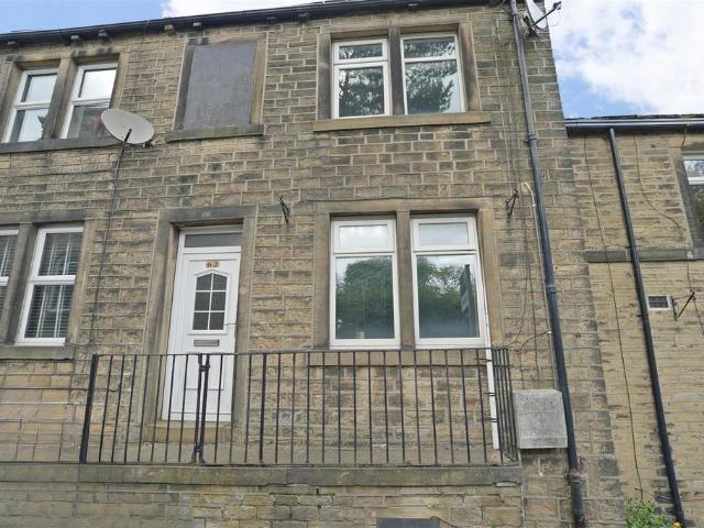 House for sale in Jagger Green, Calderdale