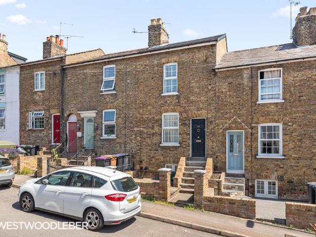 House for sale in Kings Hill, Colliers End