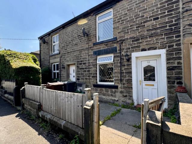 House for sale in Brookfield, Charlesworth