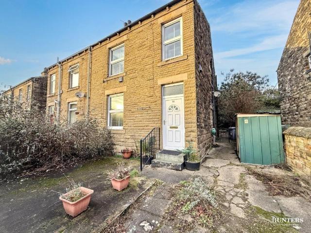 House for sale in Batley, West Yorkshire