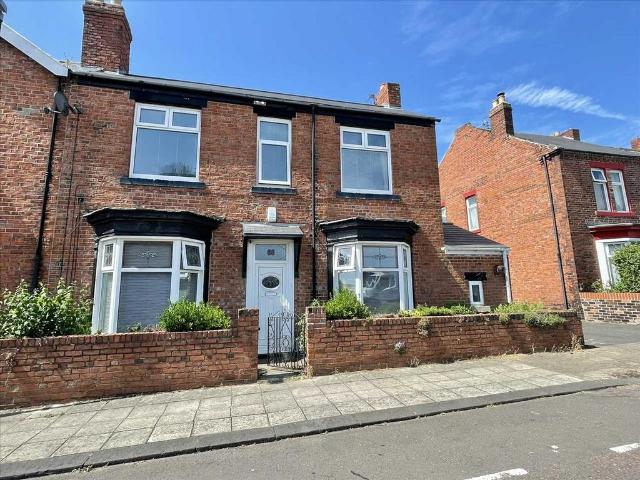 House for sale in Westoe, South Shields