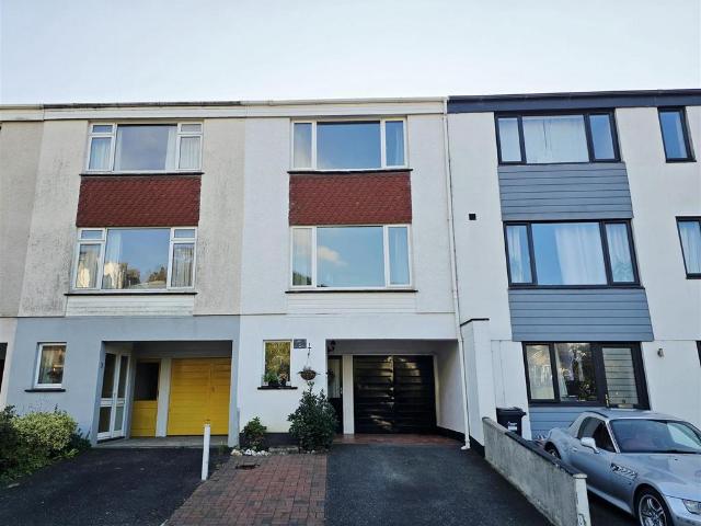 House for sale in Launceston, Cornwall