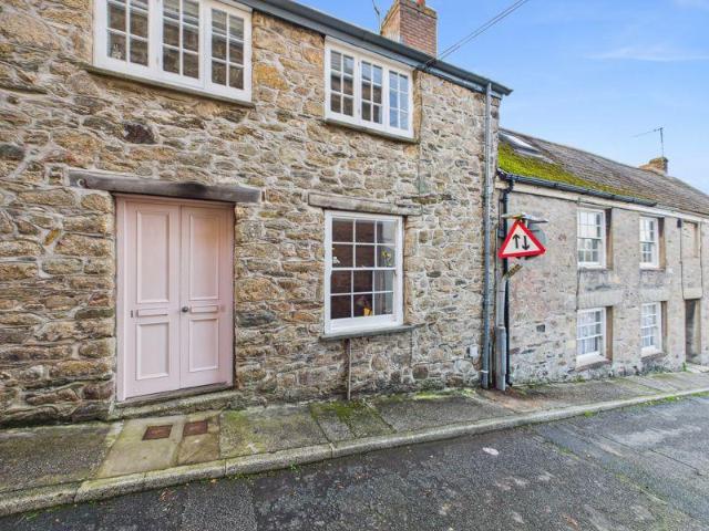 House for sale in Penryn, Cornwall