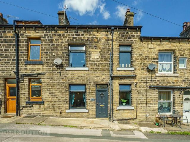 House for sale in Marsden, West Yorkshire