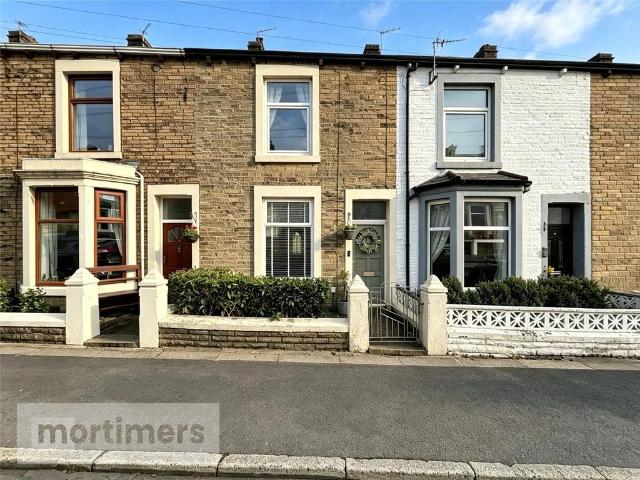 House for sale in Oakenshaw, Backburn